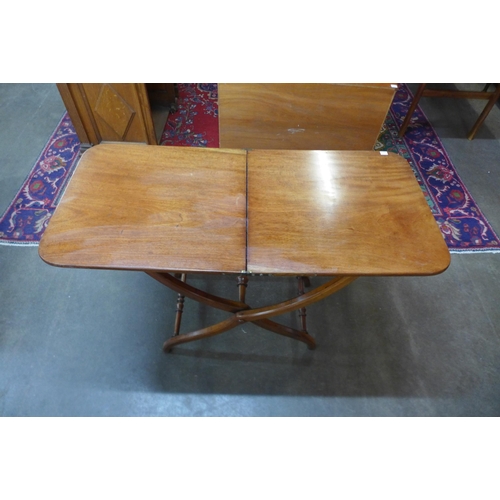 98A - A Victorian mahogany folding coaching table