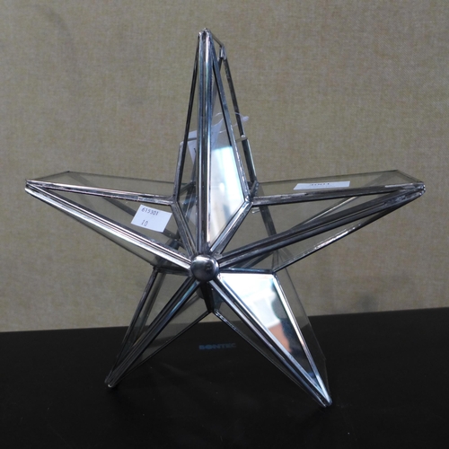 3001 - Habitat Star metal candle holder