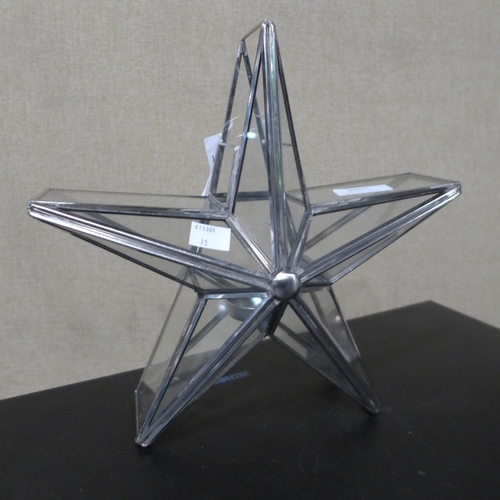 3002 - Habitat star tealight holder