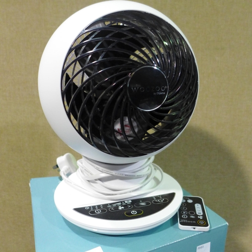 3047 - Iris Woozoo Fan White - With Remote   (278-293)  * This lot is subject to vat