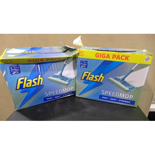 3052 - 2 Flash Speedmop Starter packs  (278-271,272)  * This lot is subject to vat