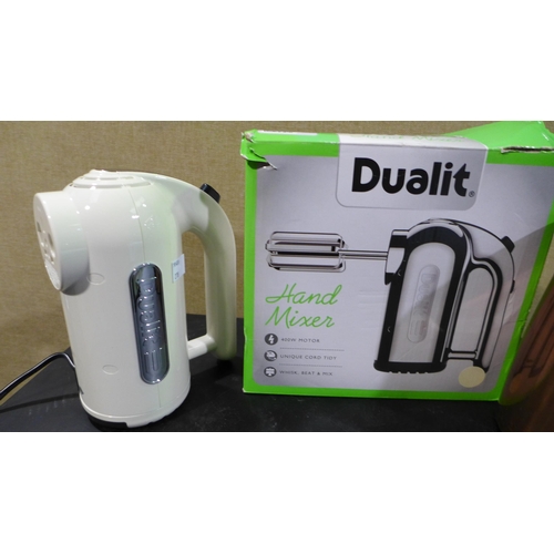 3056 - Hotel Chocolat Velvetiser and Dualit Hand Mixer Canvas - white(278-280,297)  * This lot is subject t... 