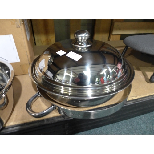 3128 - Metal chafing dishes