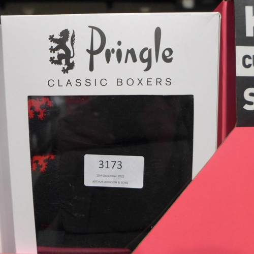 3173 - 8 Boxes of XLarge Pringle Classic boxes ( 276)   * This lot is subject to vat