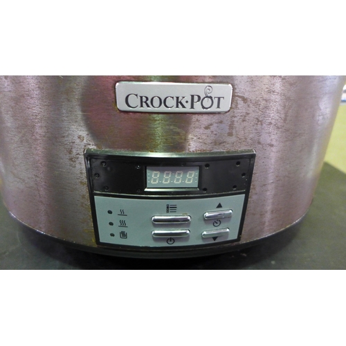 3284 - Crock Pot Slow Cooker 7.5(278-388)  * This lot is subject to vat