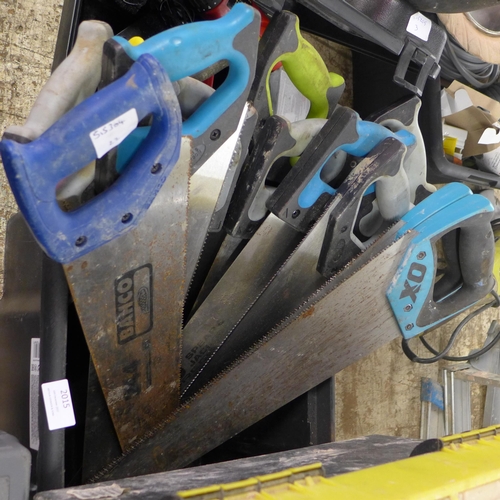2015 - 12 Assorted saws with Stanley 19