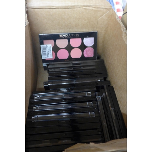 2070 - Approx 28 Revolution blusher pallets