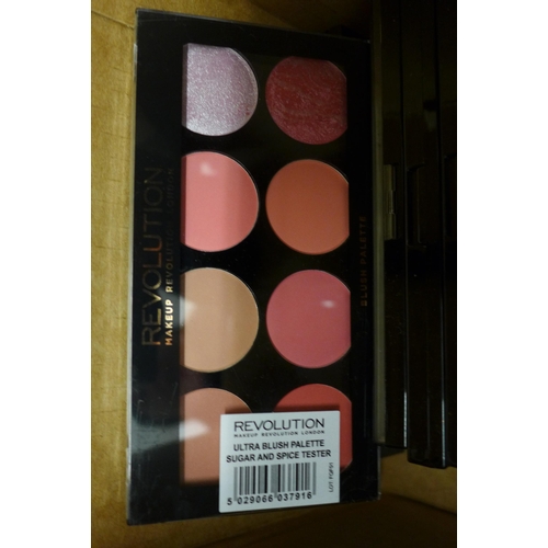 2070 - Approx 28 Revolution blusher pallets