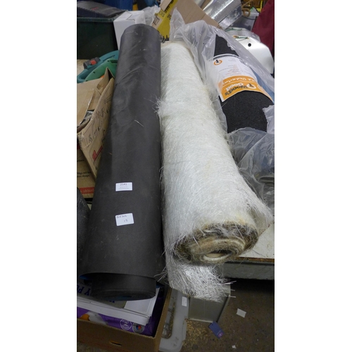 2141 - DIY/building job lot, part roll of roofer's lead, liner, fibreglass roll and qty of underlay