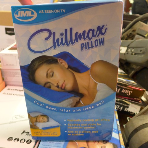2035 - Three chillmax self-cooling pillows