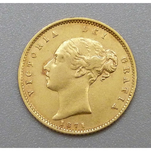 953 - A Victorian 1871 half sovereign, die 59