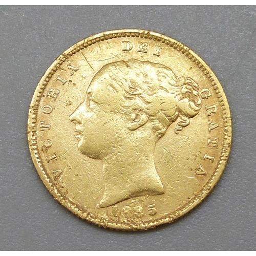 1005 - A Victorian 1885 half sovereign