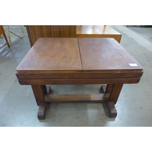 18 - A Danish teak lady's sewing table