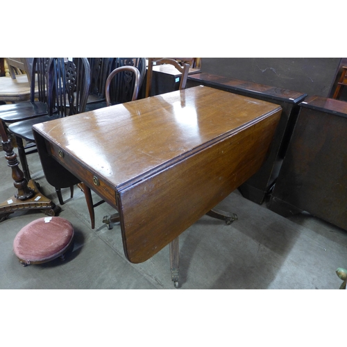 195 - A Regency mahogany pedestal sofa table