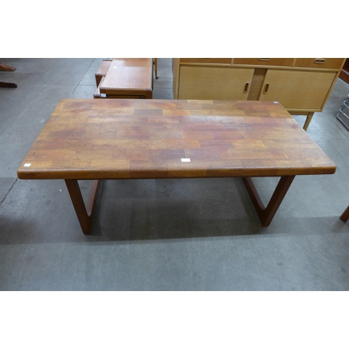 28 - A Danish teak coffee table