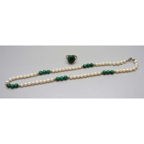 1016 - A 9ct gold and malachite necklace and a silver and malachite ring