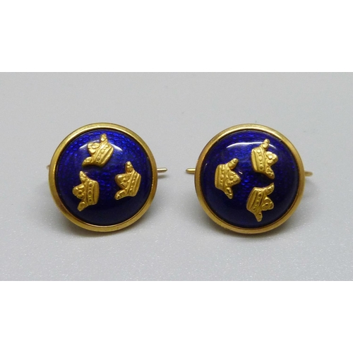 1034 - A pair of yellow metal and enamel earrings, 10.1g (test as 9ct gold)