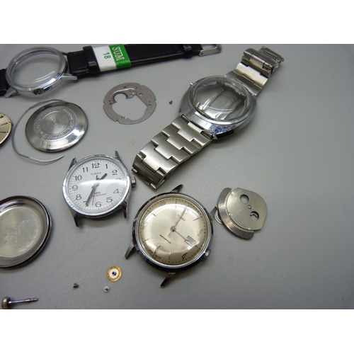 1054 - Assorted Timex wristwatch parts