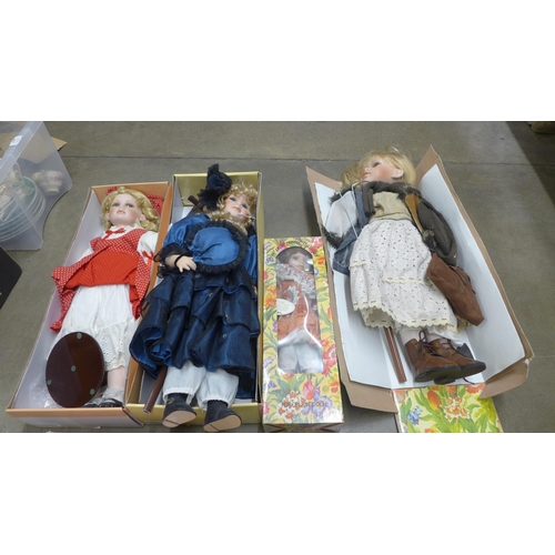 1074 - Ten Knightsbridge Collection porcelain dolls **PLEASE NOTE THIS LOT IS NOT ELIGIBLE FOR POSTING AND ... 