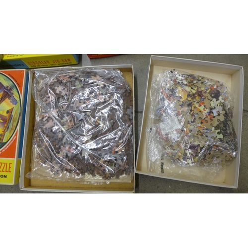 1075 - Seven vintage jigsaw puzzles, complete **PLEASE NOTE THIS LOT IS NOT ELIGIBLE FOR POSTING AND PACKIN... 