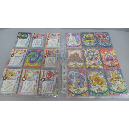 633 - 84 Pokemon cards