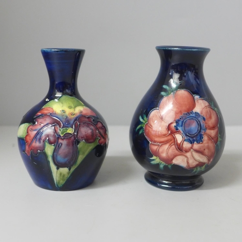 639 - Two small Moorcroft vases