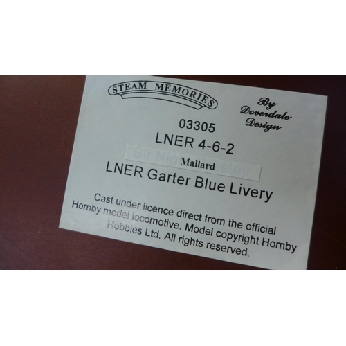 671 - Two Dovedale Design trains; LNER Garter Blue Livery Mallard and Sir William Stanier Maroon and Gilt ... 