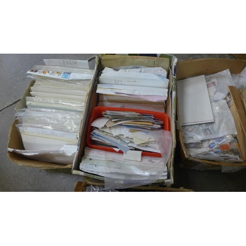 706 - A large quantity of stamps, some loose and in albums, first day covers, etc. **PLEASE NOTE THIS LOT ... 