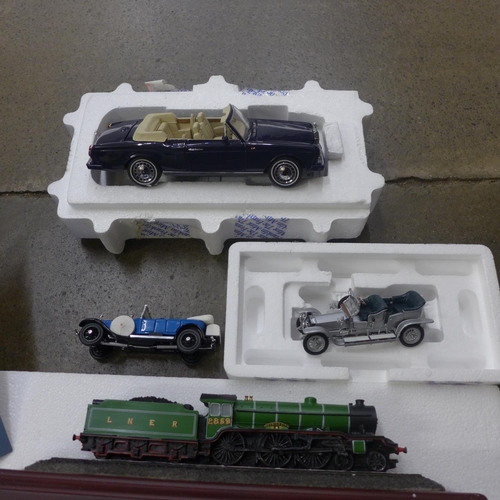 707 - A collection of model vehicles including SR 4-6-2 Blackmoor Vale locomotive and Aviation Archive McD... 