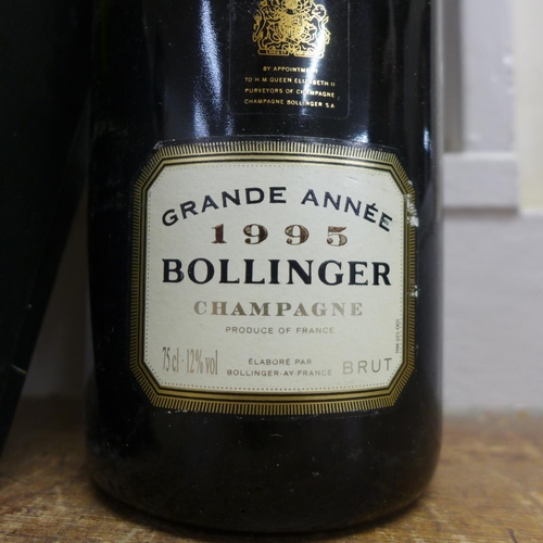 774 - A bottle of Bollinger champagne, 1995