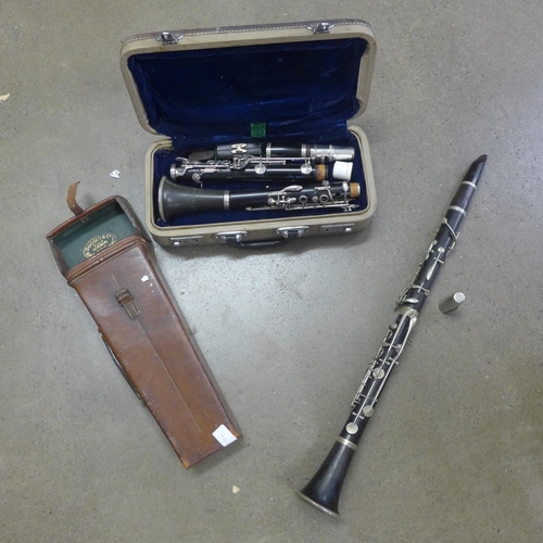 789 - A Corton clarinet, cased, and a Jerome-Thibouville Lamy clarinet, Thibouville lacking reed holder, w... 