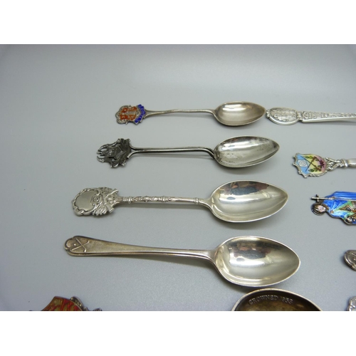 806 - Silver souvenir spoons, 242g