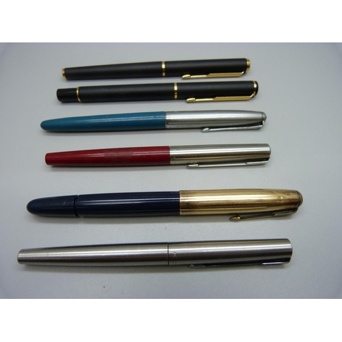 833 - Two Parker fountain pens and four Parker pens