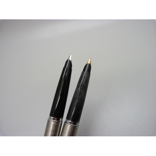 835 - A Parker stainless steel ballpoint pen and fountain pen