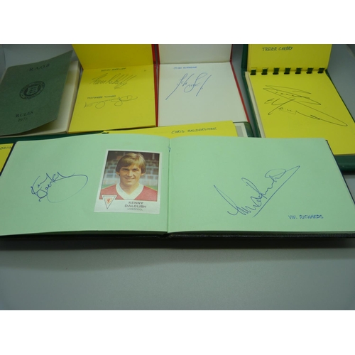 847 - Five autograph books, includes Nottinghamshire and other cricketers and Nottingham Forest and other ... 