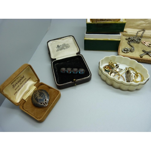 854 - Assorted Victorian and later jewellery