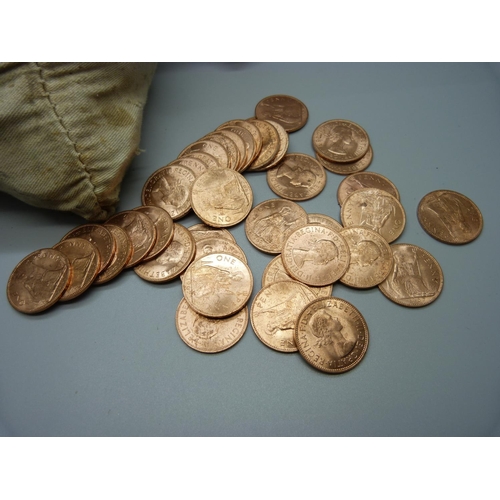 859 - Over 11kg of uncirculated pennies