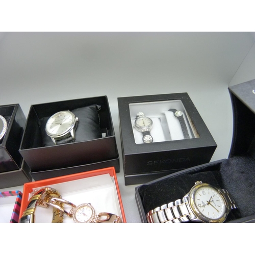 864 - A collection of lady's and gentleman's wristwatches, Sekonda, Citizen, Oasis, Rotary and Seiko