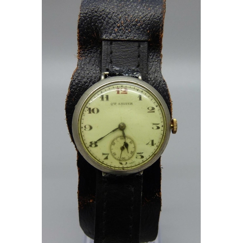 901 - A Qte Salter WWI trench watch with later added strap