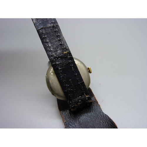 901 - A Qte Salter WWI trench watch with later added strap