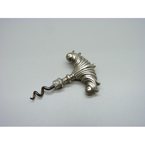 930 - An 18th Century white metal corkscrew (tests as silver)