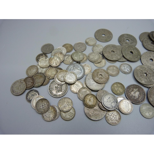 974 - Southern Rhodesia One Penny coins and silver 3d and other silver coins, pre-1947 (110g)