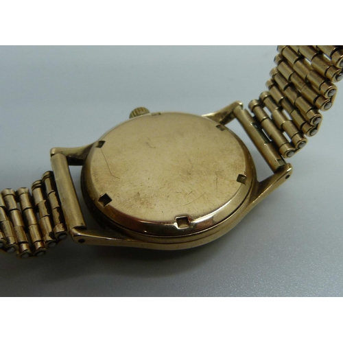 989 - A 9ct gold Rotary wristwatch