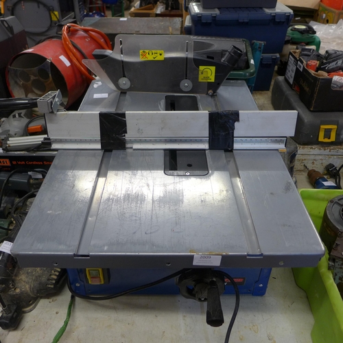 2009 - Clarke woodworker 40cm table saw - very light use - W