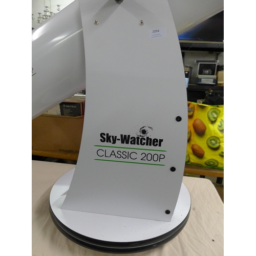 2094 - Sky Watcher Classic 200P Dobsonian telescope