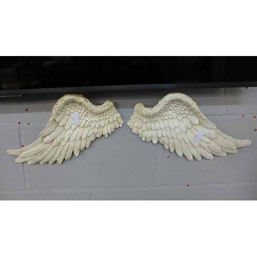 1400 - A pair of antiqued white angel wings