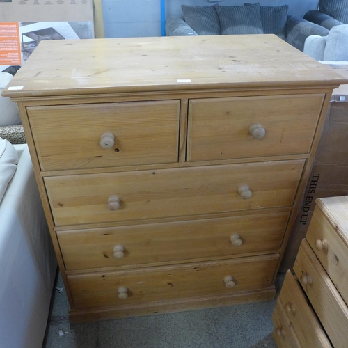 1591 - A pine two over three chest of drawers