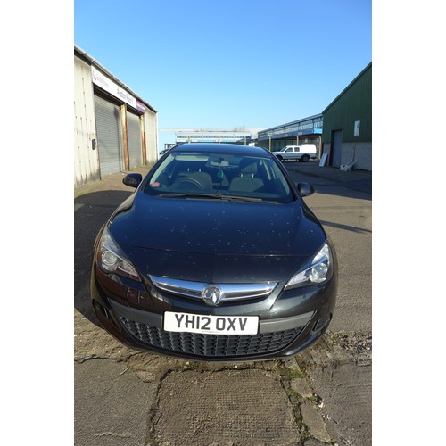 2356 - Vauxhall Astra GTC Sport S/S eco 1362cc Turbo Petrol 3 door hatchback 2012/12 plate, YH12 OXV. Servi... 