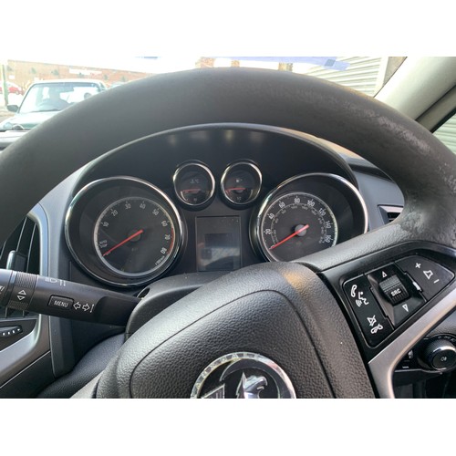 2356 - Vauxhall Astra GTC Sport S/S eco 1362cc Turbo Petrol 3 door hatchback 2012/12 plate, YH12 OXV. Servi... 