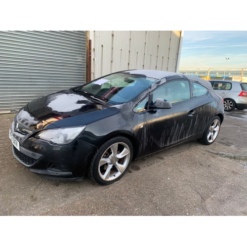 2356 - Vauxhall Astra GTC Sport S/S eco 1362cc Turbo Petrol 3 door hatchback 2012/12 plate, YH12 OXV. Servi... 